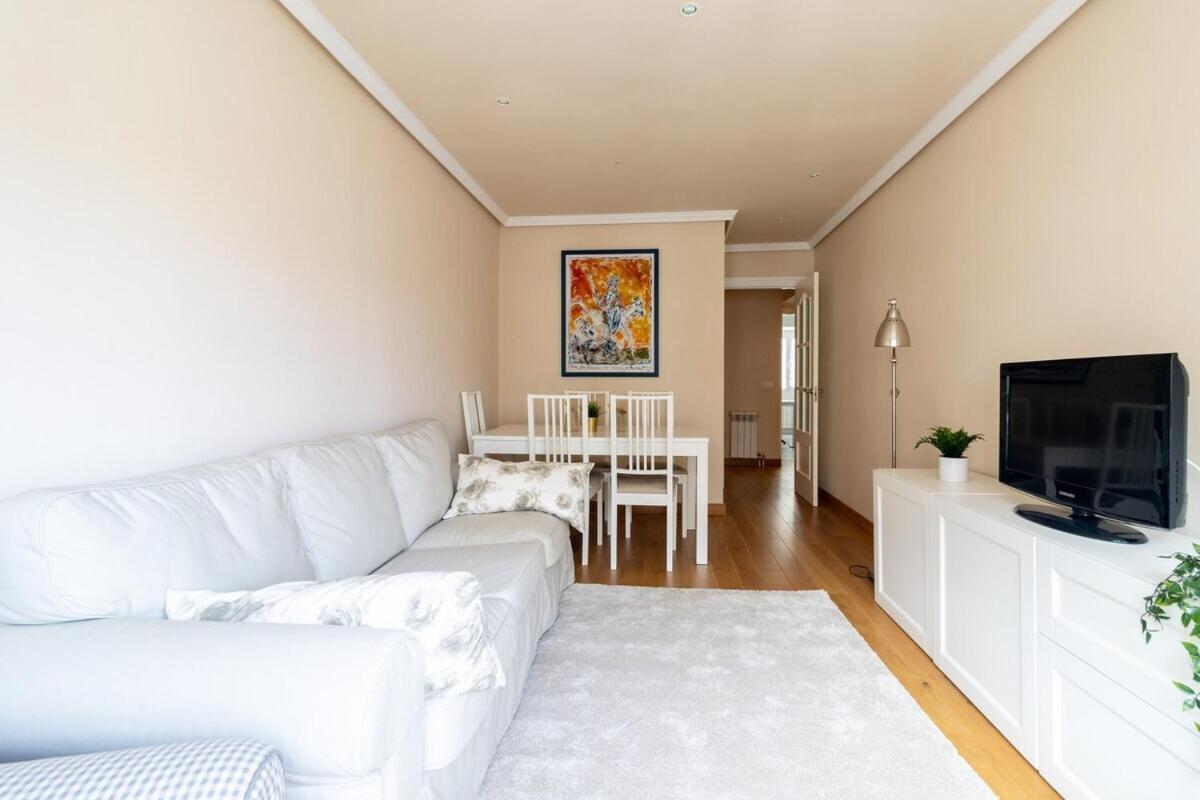 Apartamento Centro Gijon Con Parking Appartement Buitenkant foto