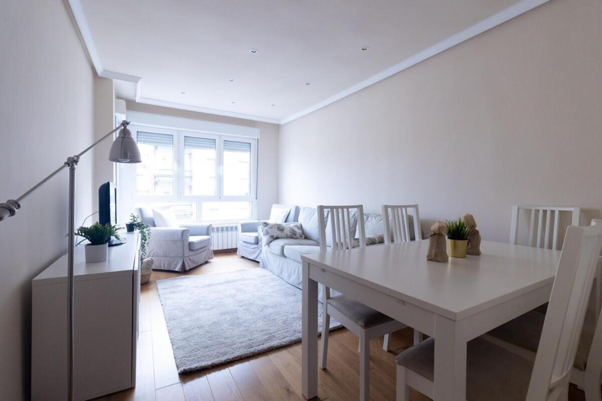 Apartamento Centro Gijon Con Parking Appartement Buitenkant foto